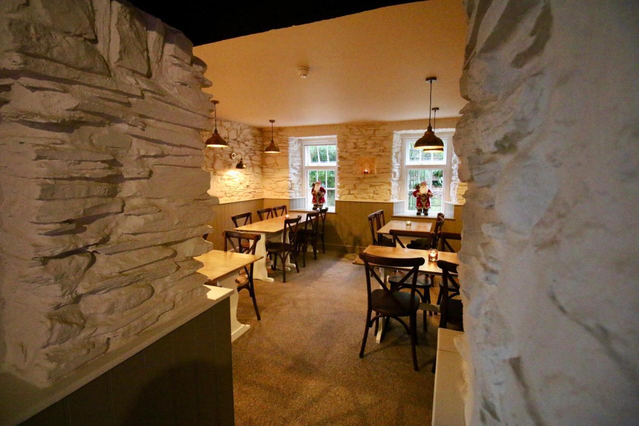 האברפורדווסט The Wolfe Inn Wolfscastle מראה חיצוני תמונה